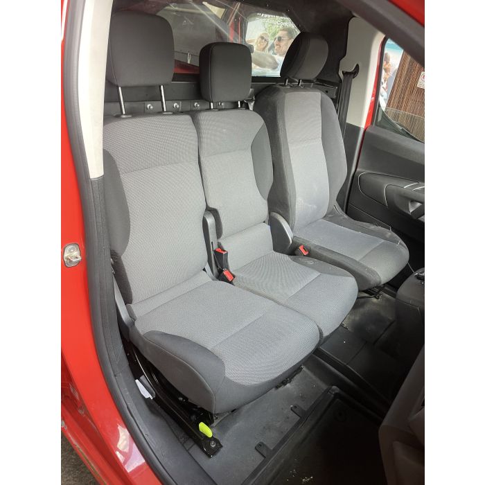 Seat covers Peugeot Partner 3